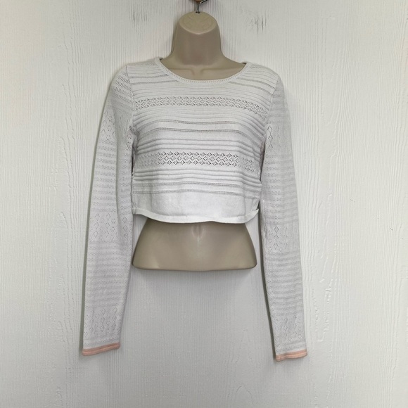 Free People - White Open Fun Design Long Sleeve Trimmed Pink Crop Top Medium - Picture 2 of 12